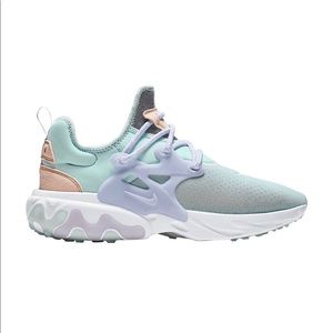 Nike Women’s React Presto Sneaker